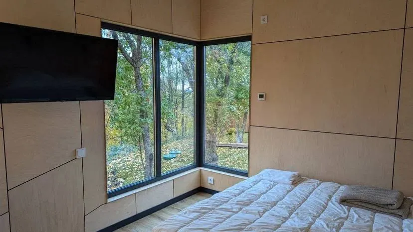 В Нижегородской области открыли еще два новых глэмпинга, построенных при государственной поддержке